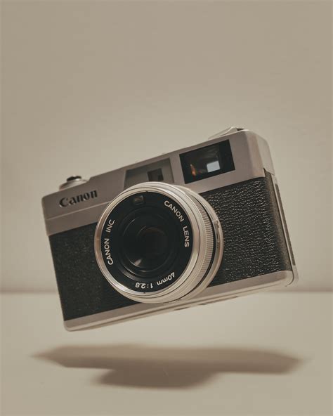 canon canonet 28 on Behance