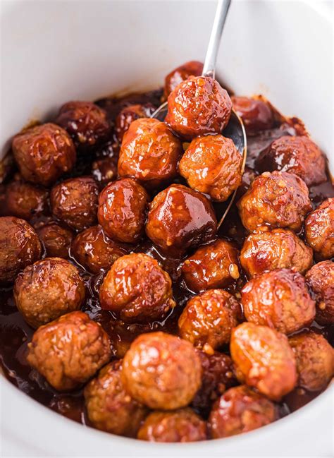 Honey Garlic Crockpot Meatballs - The Chunky Chef