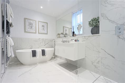 Calacatta Select Porcelain tiles in a bathroom | White marble bathrooms ...