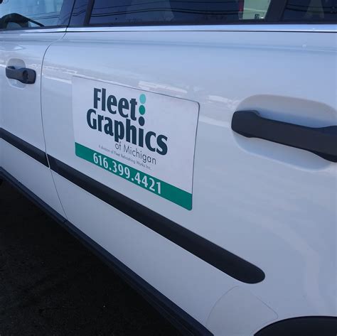 Vinyl Lettering, Custom Vehicle Lettering, Truck Graphics, Signage