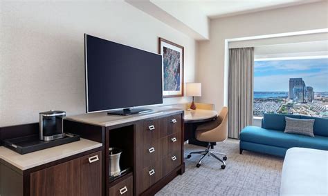 San Diego Hotel Rooms at Hilton San Diego Bayfront - Official Site