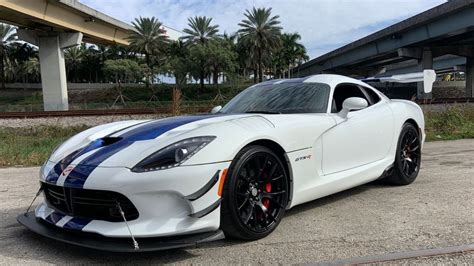 2017 Dodge Viper GTS-R Celebrates The Legacy