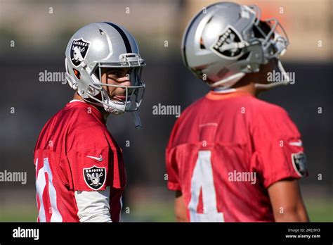 Las Vegas Raiders quarterback Jimmy Garoppolo (10) takes part during a ...