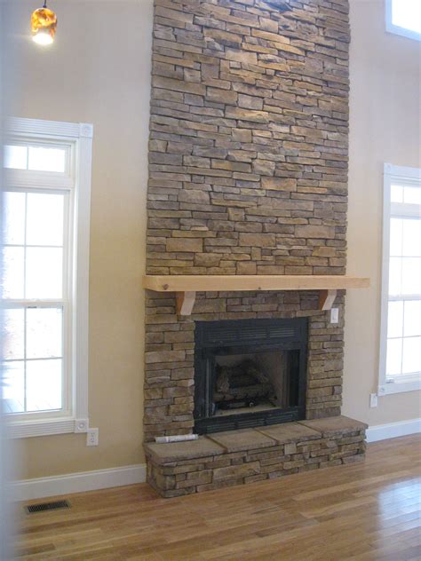 Pin by Mindy Rudd on Stone Projects | Stacked stone fireplaces, Stone ...