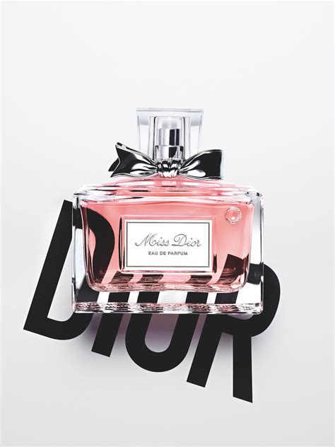 Miss Dior Eau de Parfum (2017) Christian Dior perfume - a fragrance for women 2017