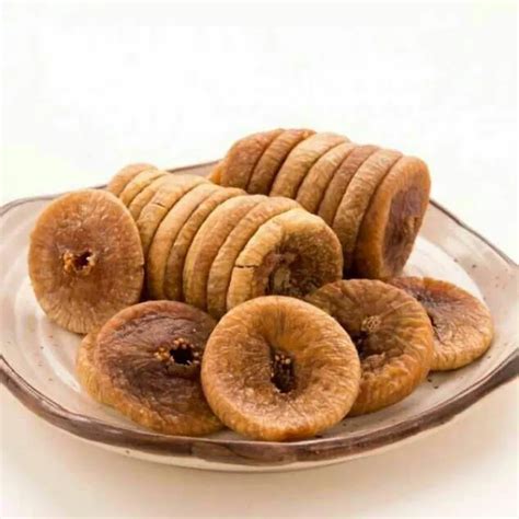 'Anjeer' Is One Dry Fruit That Helps You Fight All The Weight, Hair, Skin And Health Problems