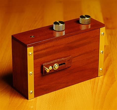 Zero Image 2000 Basic 6x6 Wood Pinhole Camera | Freestyle Photographic Supplies