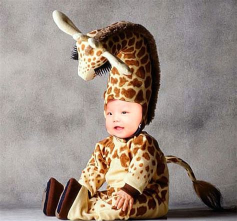 Infant Baby Giraffe Halloween Costume | Cute baby halloween costumes, Baby halloween costumes ...