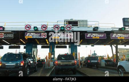 toll booth at the Whitestone bridge Stock Photo - Alamy