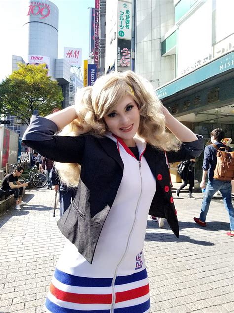 Exploring Tokyo as Ann from Persona 5 | Cosplay Amino