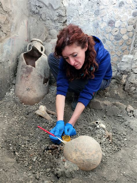 Archaeologists unearth Pompeii well-preserved remains tied to infamous ...