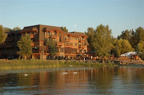 9 Montana Hotels So Beautiful You'll Want To Move In