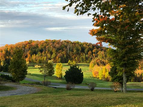 A Weekend in Woodstock, Vermont: A Tasty Fall Story - Private Newport