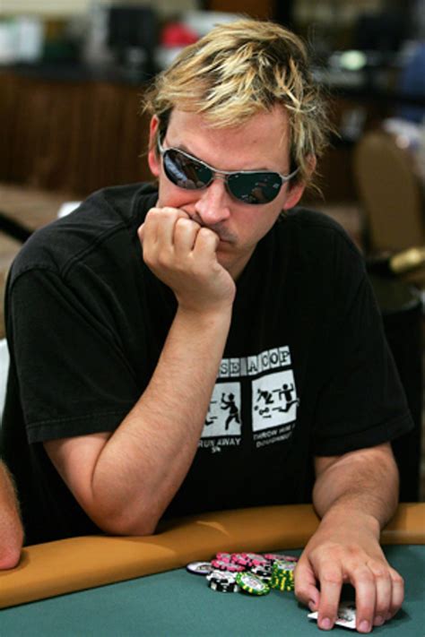 How To Win on Poker Night – Tips From Poker Pro Phil Laak