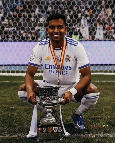 #Profile └📂 #Rodrygo | Imagens de futebol, Jogadores de futebol, Futebol