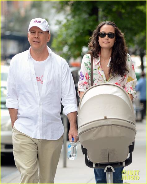 Full Sized Photo of bruce willis emma heming shopping with baby mabel ...