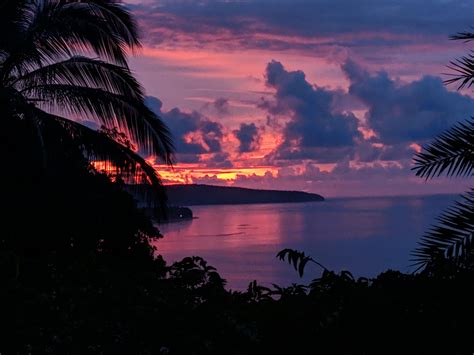 Sunset in Palawan, Philippines. : r/pics