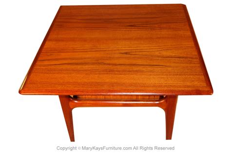 Mid Century Modern Trioh Danish Teak End Table - Mary Kay's Furniture