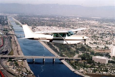 Los Angeles Deluxe Champagne Airplane Tour: Triphobo