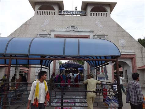 shani shingnapur temple | visiting shani shingnapur temple