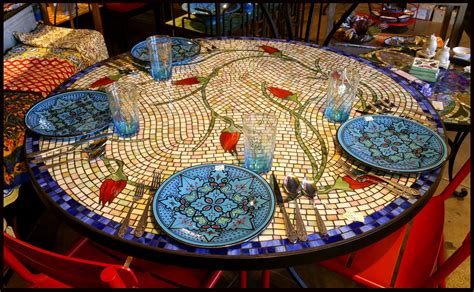 large_mosaic_patio_round_table.jpg (1600×988) | Mosaic table, Mosaic table top, Table