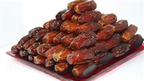 A Grade Brown Saudi Arabia Dates, Packaging Type: Loose at Rs 200/kg in Bhiwani