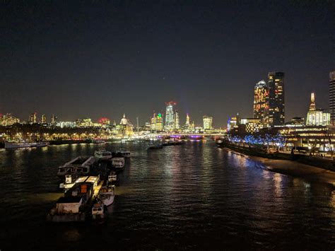 City of London from Waterloo bridge : r/CityPorn