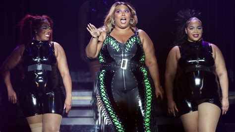 Other Dancers Who Worked With Lizzo Defend Her Amid Lawsuit