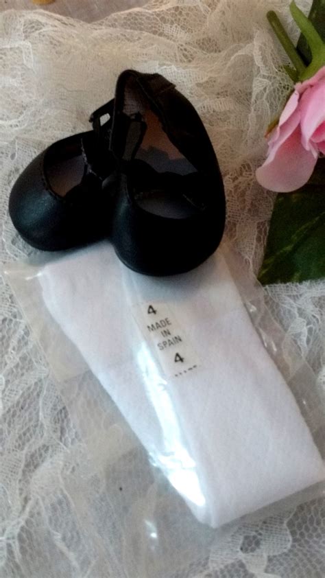 Black Classic Mary Jane shoes with socks