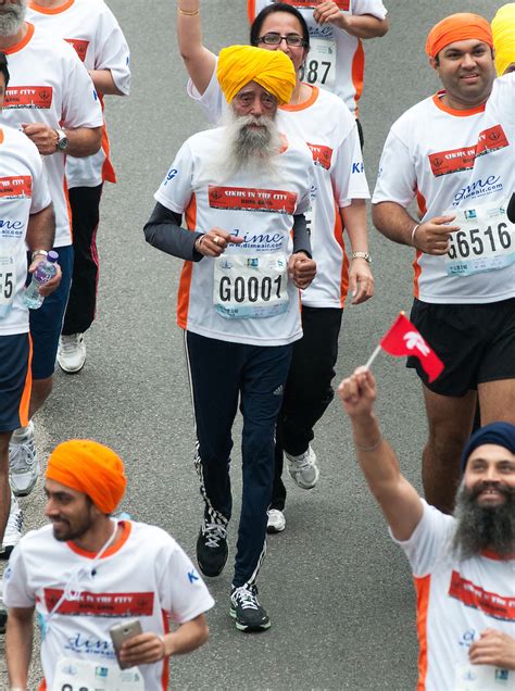 Fauja Singh 101 Marathon Runner | Jayne Russell Photography