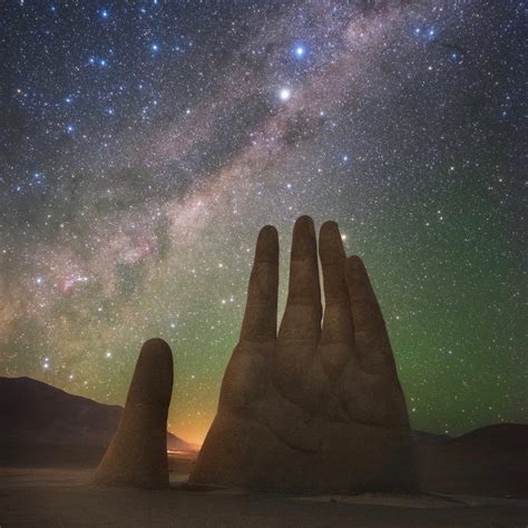 Hand-of-the-Desert-Atacama-3-30-2018-Yuri-Beletsky-Nightscapes-sq ...