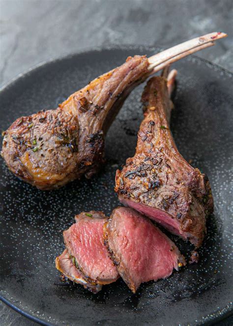 Lamb Chops with Rosemary and Garlic Recipe