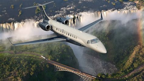 Embraer introduces Legacy 650E - AOPA