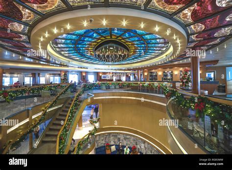 Interior arcadia cruise ship hi-res stock photography and images - Alamy