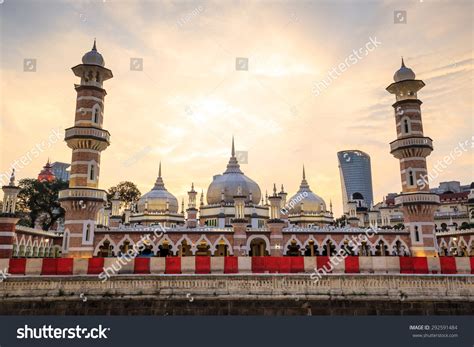 2,297 Masjid jamek Images, Stock Photos & Vectors | Shutterstock