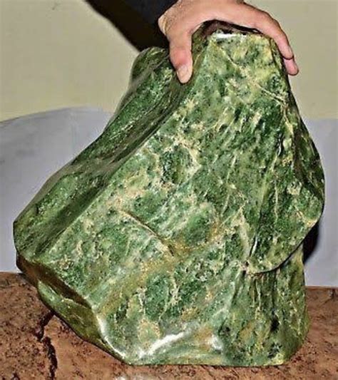 Understanding Jade And Its Importance In China | vlr.eng.br