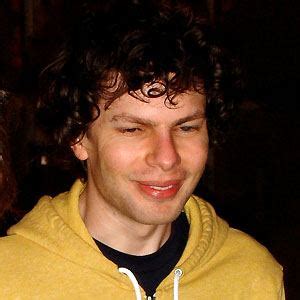 Simon Amstell - Age, Family, Bio | Famous Birthdays