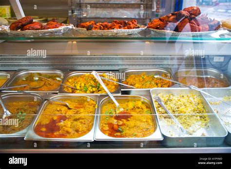 A display of Indian takeaway food Stock Photo - Alamy