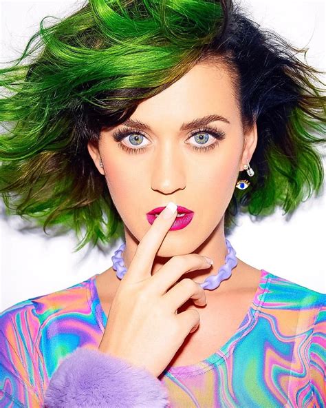 KATY PERRY Ⓜ️さんはInstagramを利用しています:「Rolling Stone💚」 Katy Perry Pictures, Quirky Girl, Katty Perry ...