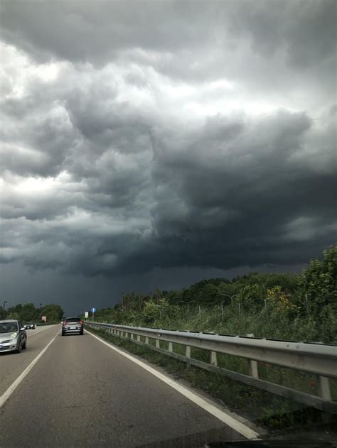 Yesterday near MXP airport : r/meteorology