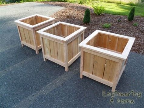 How To Build Garden Planter Boxes Project - The Homestead Survival