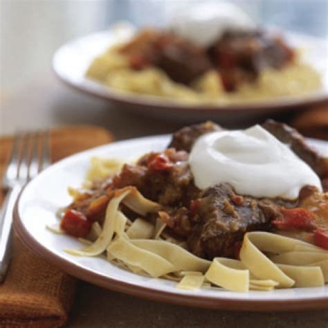 Beef Goulash (Hungarian Paprika) | Williams Sonoma