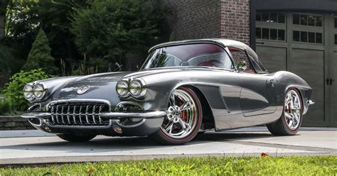 13 Stunning Restomods Of Classic American Sports Cars | HotCars