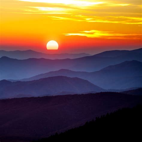 Smoky Mountain Sunrise Wallpapers - 4k, HD Smoky Mountain Sunrise Backgrounds on WallpaperBat