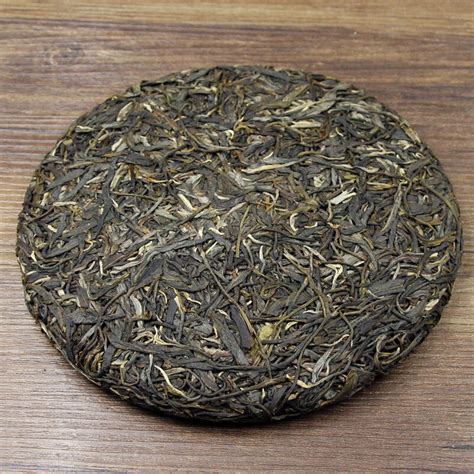 Yunnan Pu-erh Tea 2017 - Mang Bo Ancient Tree Qizi Cake Tea - Chinesetea4u.com