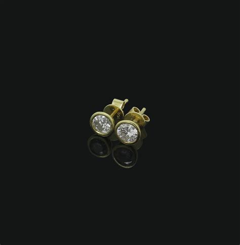 18ct Gold Diamond Stud Earrings | Victoria & Albert Antiques