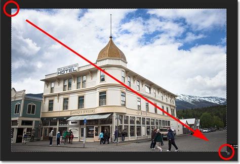 Photoshop CS6 New Features - The Perspective Crop Tool | Crop tool, Photoshop photography, Photoshop