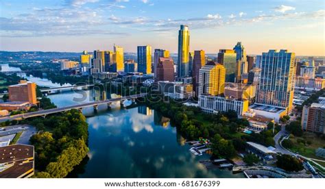 Austin Texas EUA nascer do sol Foto stock 681676399 | Shutterstock