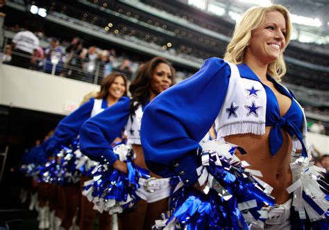 Dallas Cowboys Cheerleaders Wallpaper - WallpaperSafari