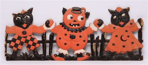 #253: DIE-CUT EMBOSSED HALLOWEEN DECORATIONS MKD GERMANY